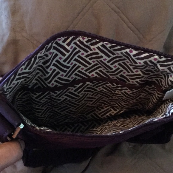 Vera Bradley Plum Hipster - Picture 3 of 6